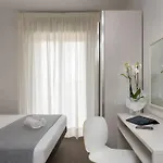 Hotel Cristina Cattolica