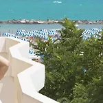 Hotel Cristina 3*