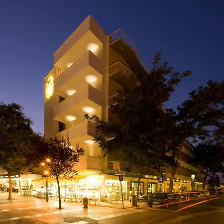 Hotel Cristina Corona 3*