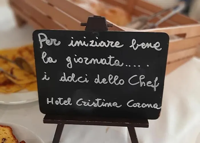 Cristina فندق كاتوليكا